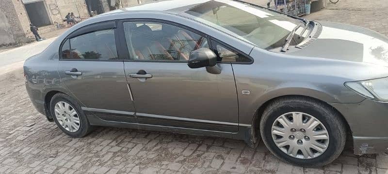 Honda Civic 2010 4