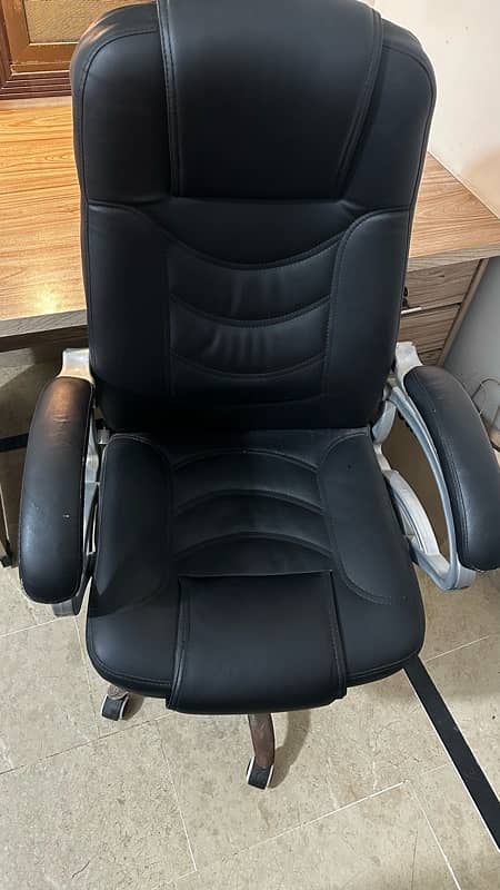 premium quality chair and desk table 2