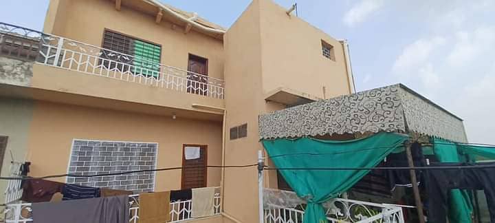 3 Storey House In Gulistan Colony 13