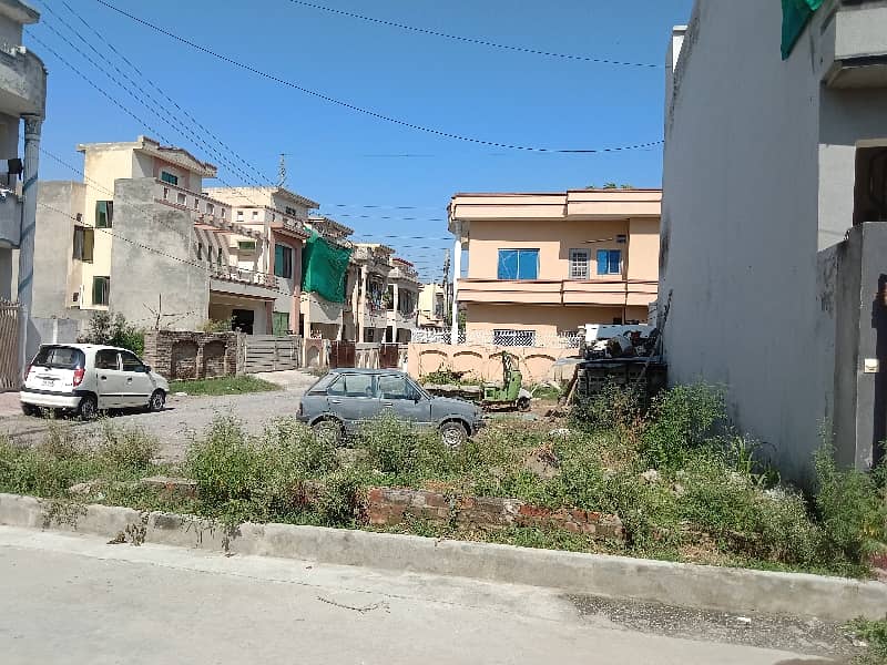 Plot Near To Park Road Ayub Park 0