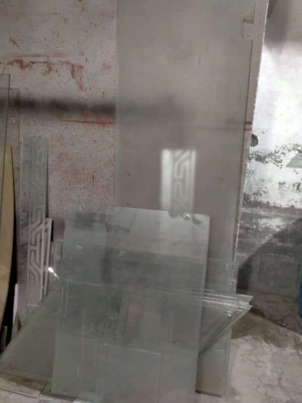 12mm aur 8mm used glass resinable price 1