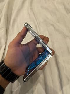 Samsung Z Flip 5 | 512 GB | Folding Phone | Contact on Whatsapp Only