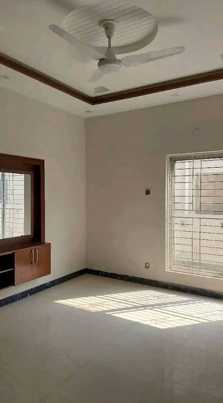 10 marla new tile floor 5bed double story house for rent in wapda town 3