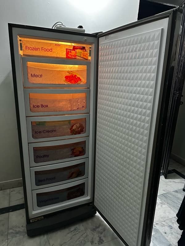 Dawlance Vertical Freezer with drawers 0