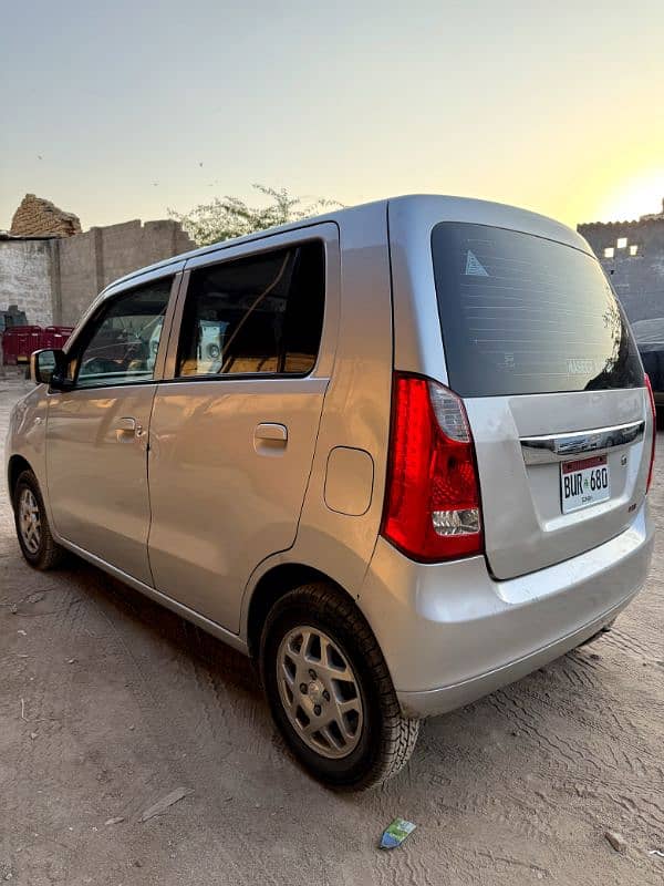 Suzuki Wagon R 2021 16