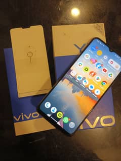 VIVO Y31 WITH BOX ASSECORIES 4/128