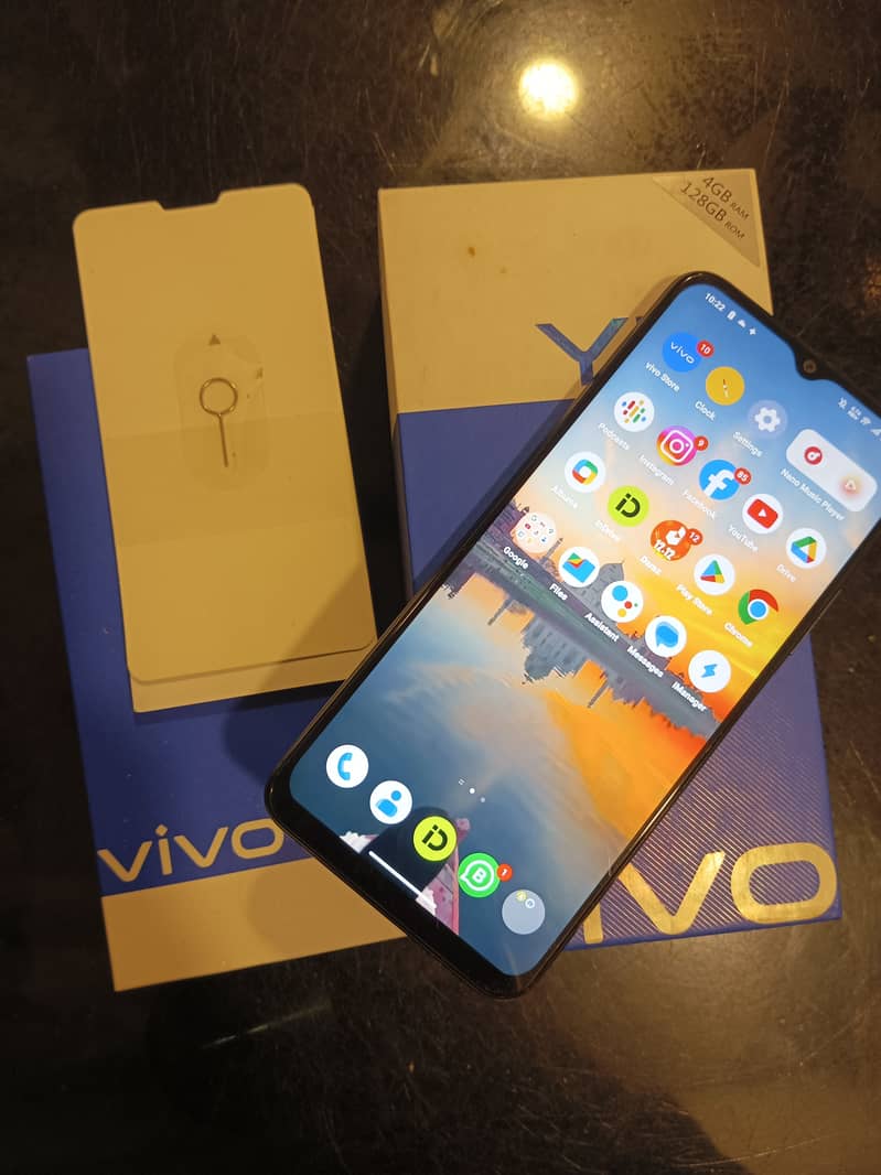 VIVO Y31 WITH BOX ASSECORIES 4/128 0