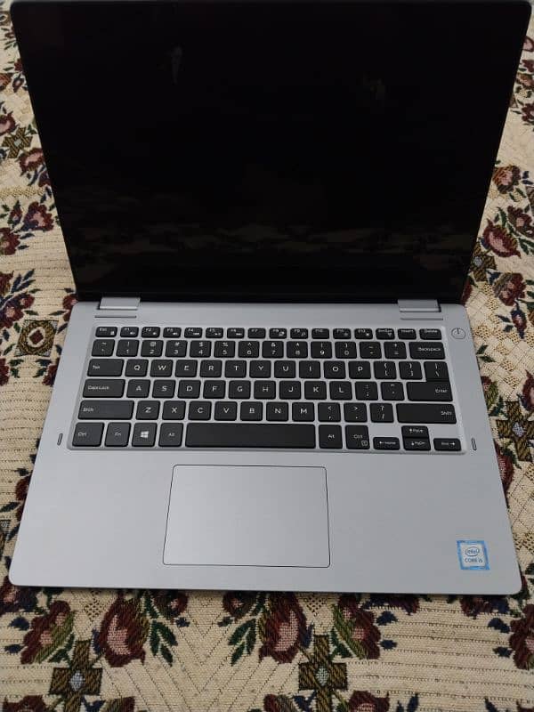 Dell latitude 3310 2-in-1 1