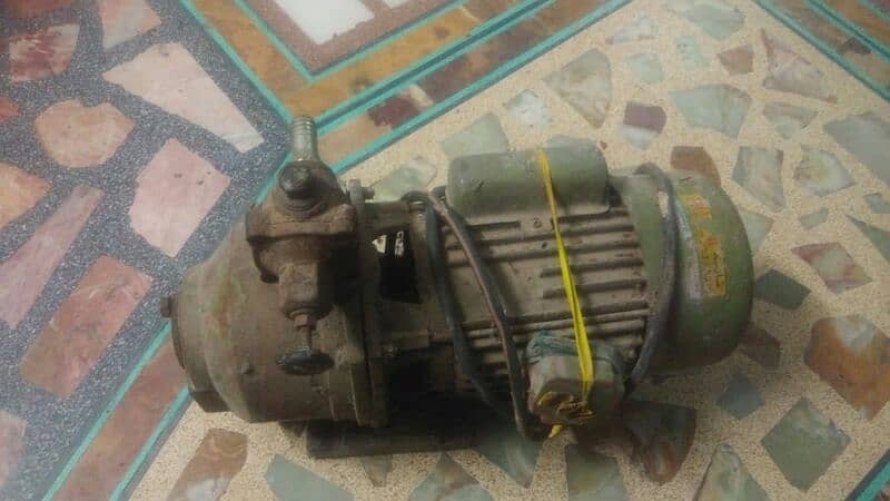 TOSHIBA WATER PUMP 5