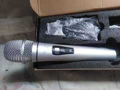 wireless microphone