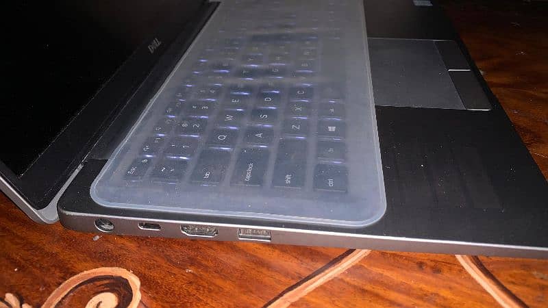 dell latitude 7400 core i7 vPro 8th Generation 32GB Ram 1TB nVme SSD 4