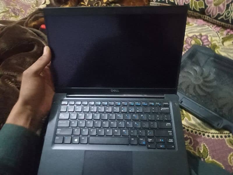 dell latidude 7390 i5 8gen 1