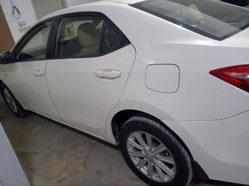 Toyota Corolla GLI 2015 registration 2018 full original condition 3