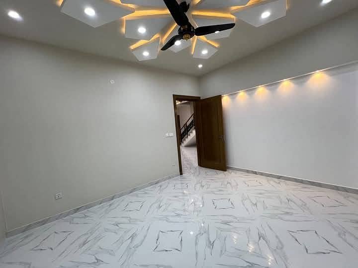 7 Marla Beautiful Luxury Designer Brand New House in Bahria Town Phase 8 Rawalpindi. 13