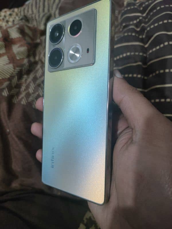 Infinix note 40 5