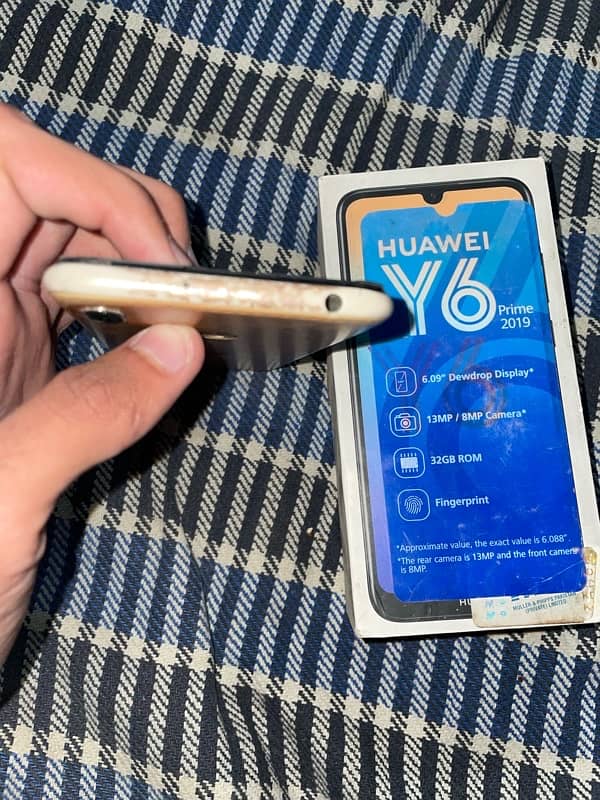 huawei y 6 prime 32gb with box wattsapp 03070405686 3