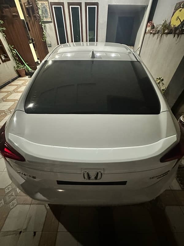 civic X spoiler 4