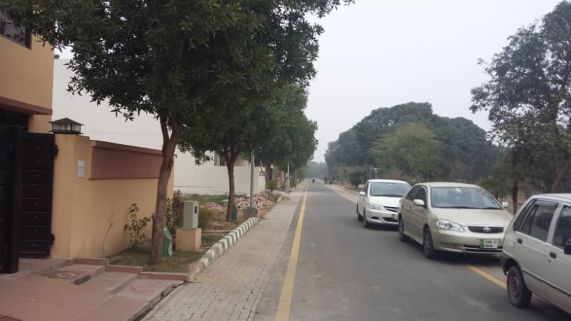 1 Kanal Cheapest price plot for sale in Sukh Chayn Gardens Lahore 11