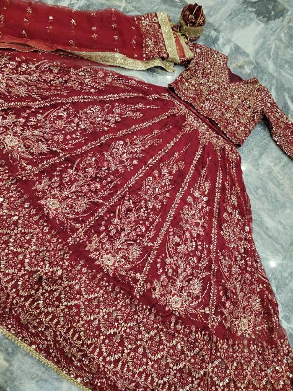 New fashionable bridal dress for sale. video also available 0