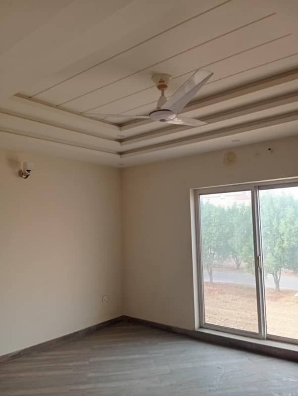 10 MARLA HOUSE FOR RENT CITI HOUSING SARGODHA ROAD 0