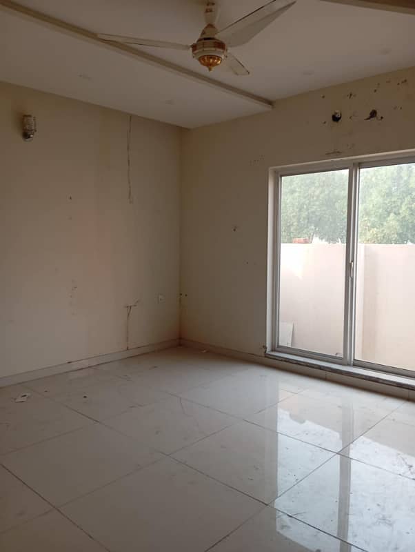 10 MARLA HOUSE FOR RENT CITI HOUSING SARGODHA ROAD 10