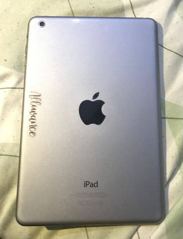 Apple ipad mini 2 0