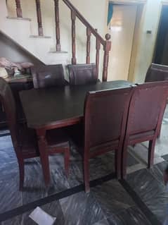 dinning table with 6 chairs