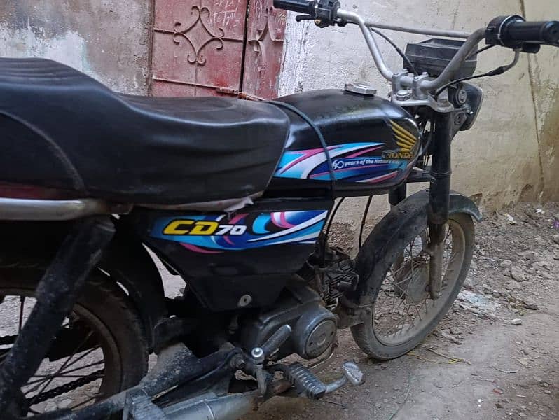 Honda CD 70 9