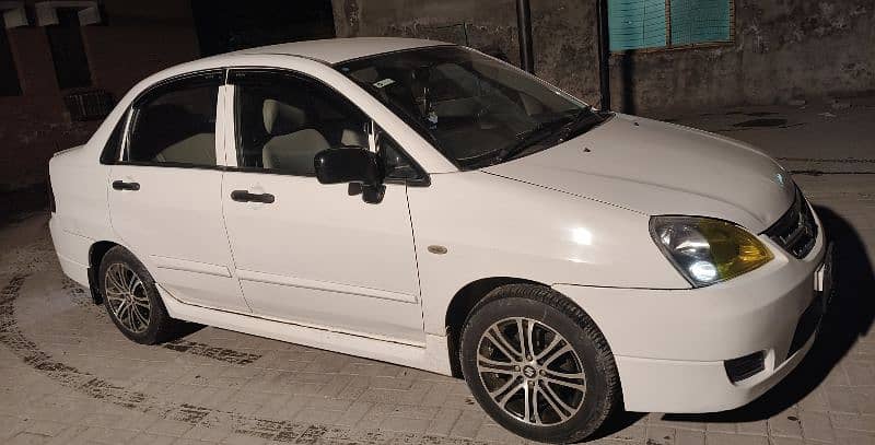 Suzuki Liana RXI 2013 LIKE A NEW CAR location general hospital Lahore 2