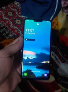 LG g8 6rem 128 rom