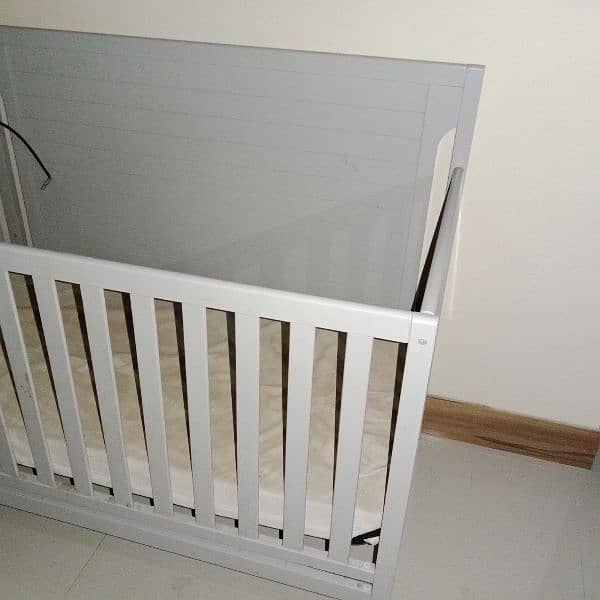 baby Woden bed 1