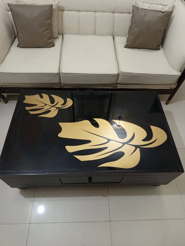 CENTER TABLE GOLD LEAVES DESIGN 0