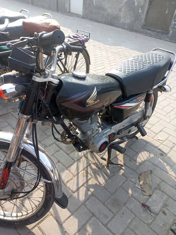 Honda 125 6