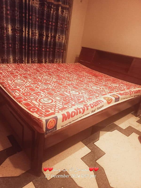 good quality wooden bed with matres 1