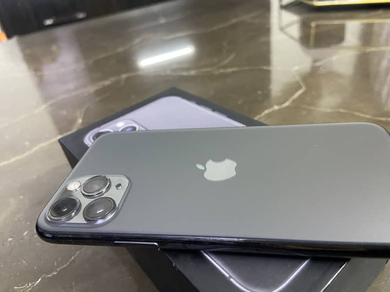 Apple iPhone 11 Pro 2