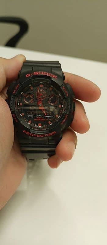 G-SHOCK WATCH 8