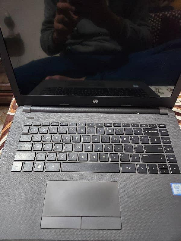 HP Notebook 240 G6 1