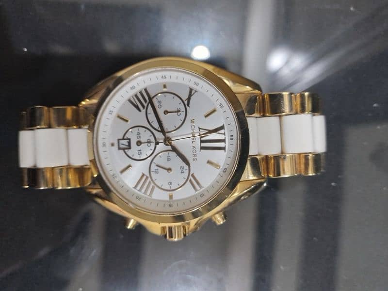 Michael kors watch no fault good condition 2