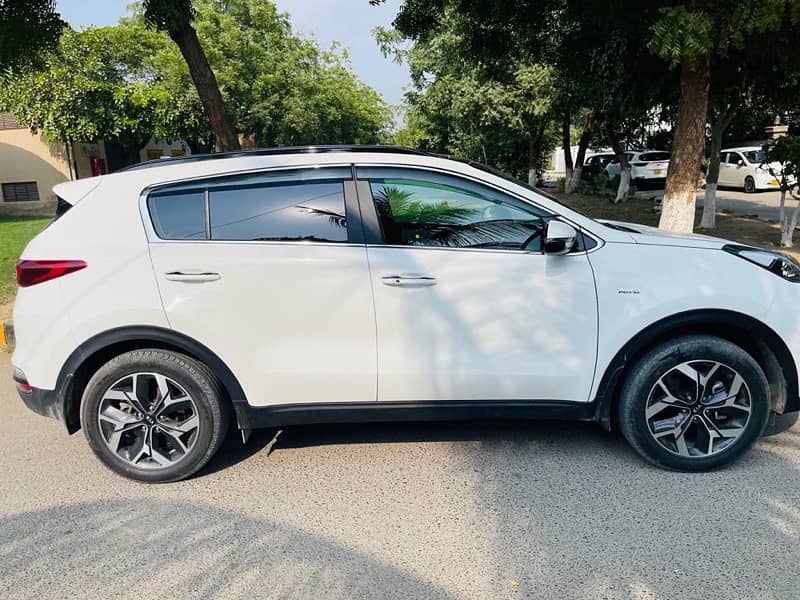 KIA Sportage 2021 /22 AWD 2