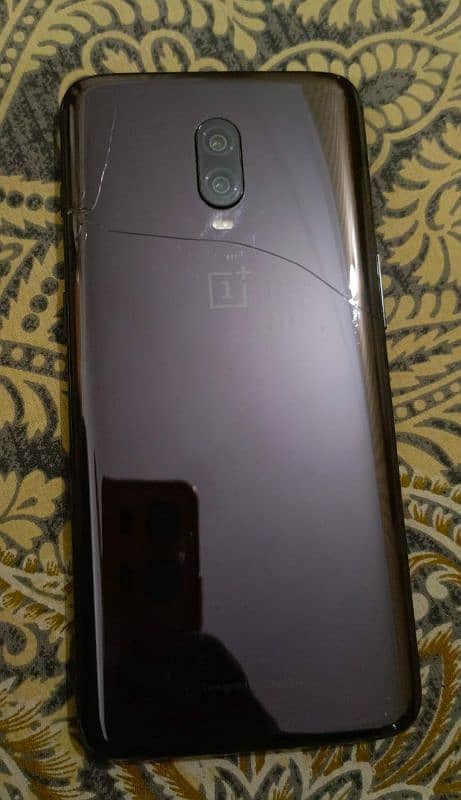 ONE PLUS 6T 8/128 2