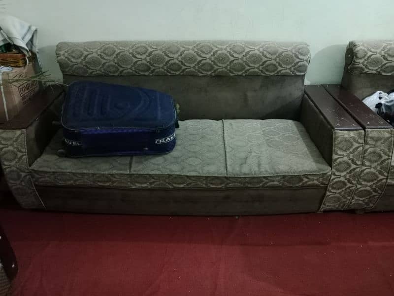 2 sofa set. 5 seater and 7 seatr 1