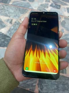 Samsung Galaxy A30 mobile for sell