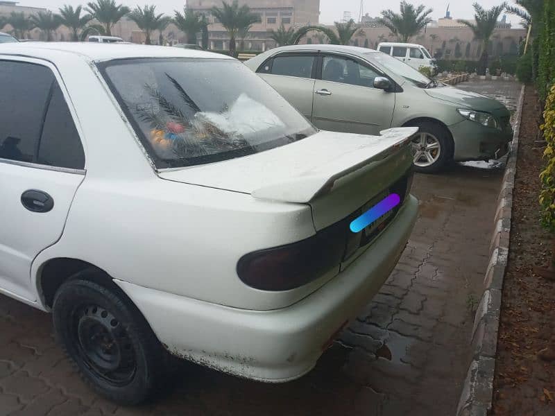 Mitsubishi Lancer 1993 3