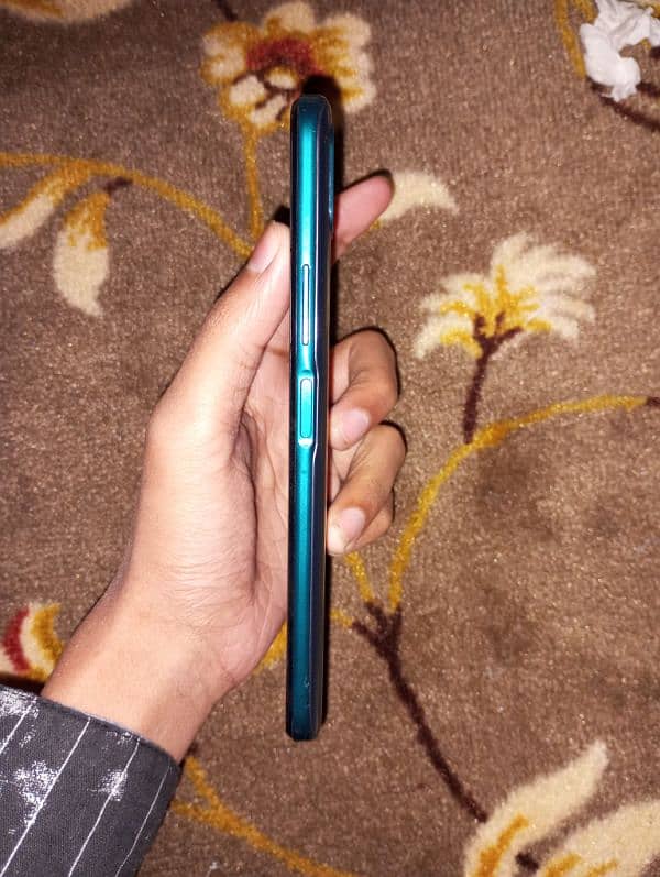 Huawei Nova y60 2