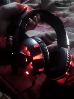 GAMING LIGHTING HEADPHONES FULL BASE SOUND