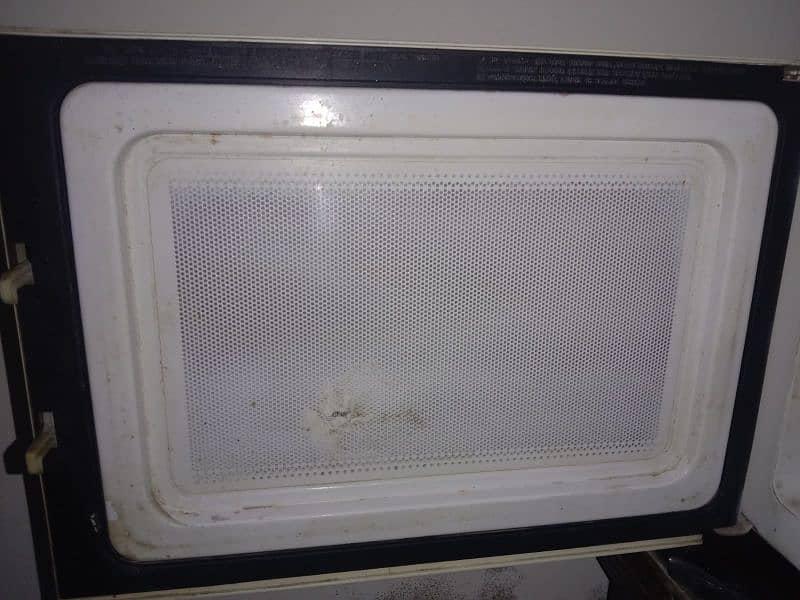 Microwave big size 10 by 10 4