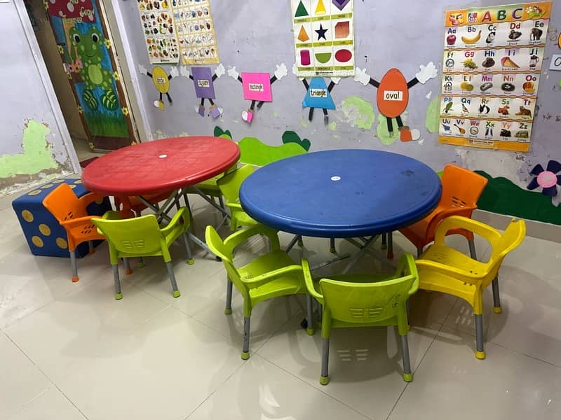 3tables n 18chairs 1