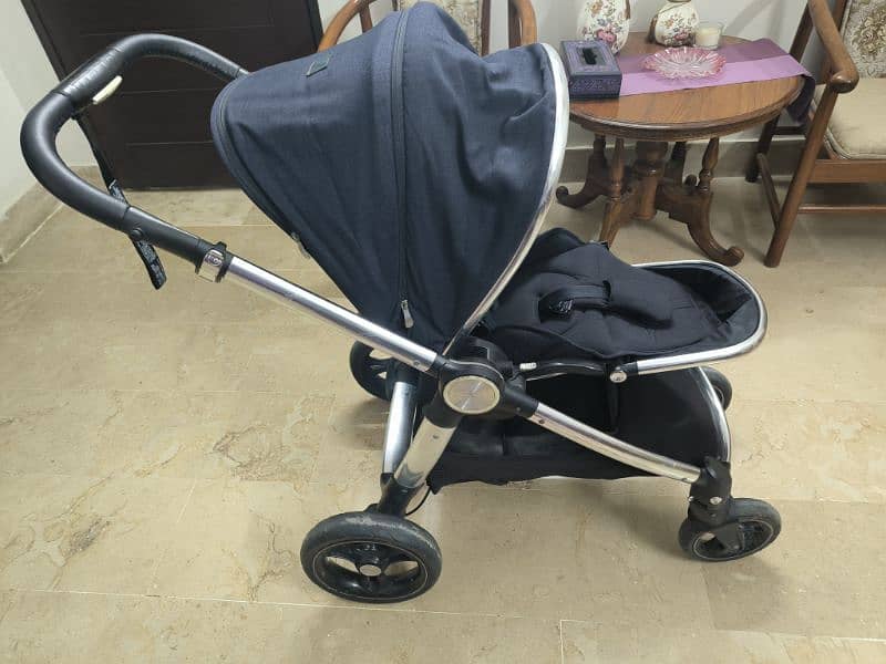 Mamas and Papas Ocarro Pram 1