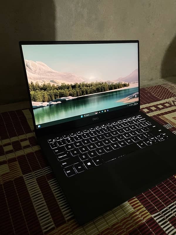 Dell Xps 9380 Core i5 8th generation 0