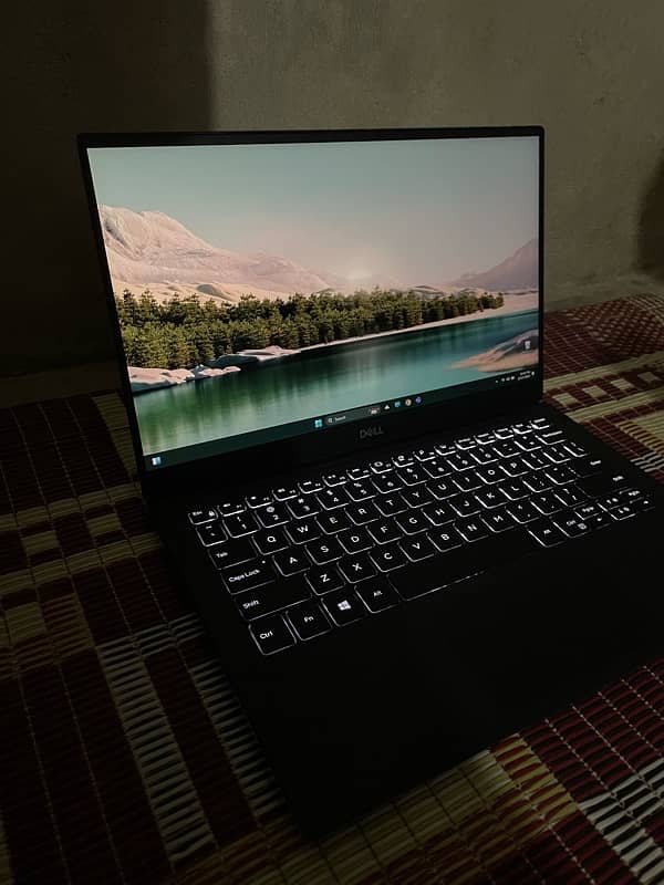 Dell Xps 9380 Core i5 8th generation 1